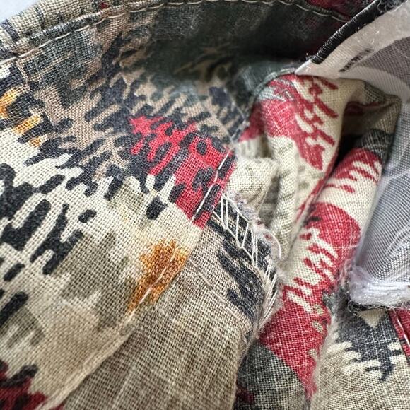 Vintage 1980’s Western Button Front Shirt in Native American Print - Picture 7 of 8